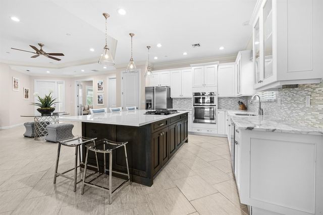 111 Tresana Boulevard 27, Jupiter, FL 33478