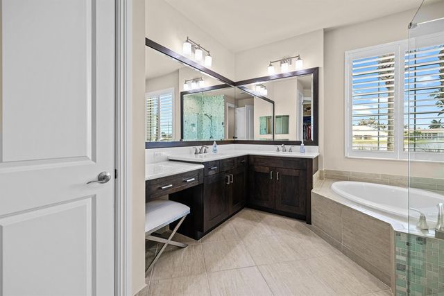 111 Tresana Boulevard 27, Jupiter, FL 33478