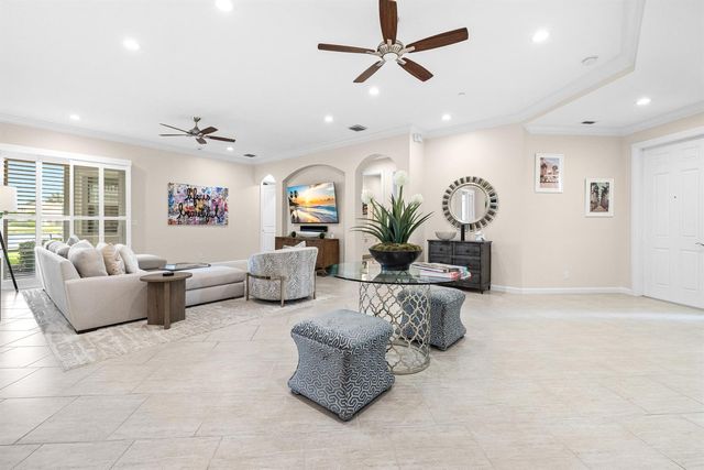 111 Tresana Boulevard 27, Jupiter, FL 33478