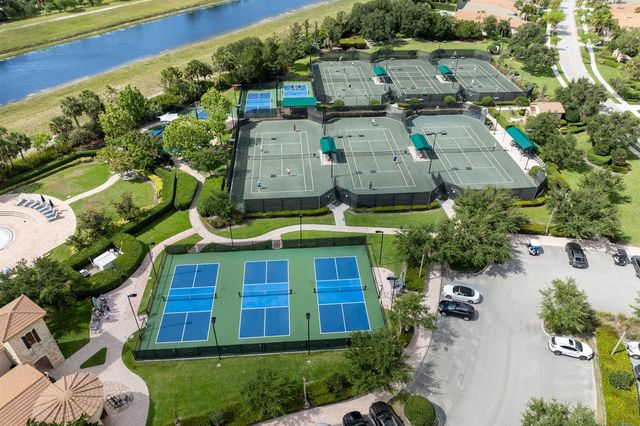 111 Tresana Boulevard 27, Jupiter, FL 33478