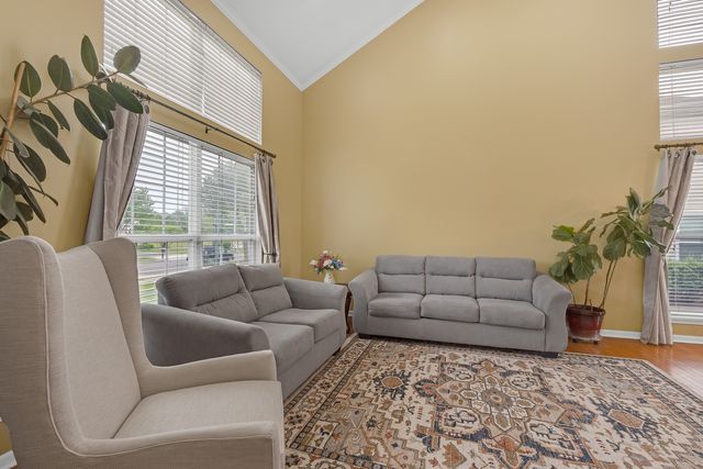 2324 Tracy Lane, Algonquin, IL 60102