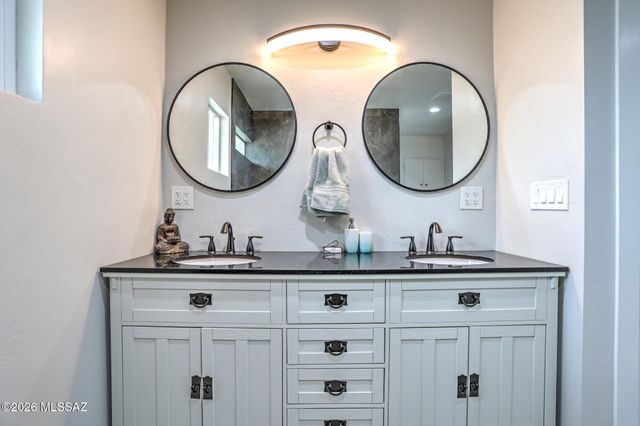 1010 W San Miguel Circle, Tucson, AZ 85704