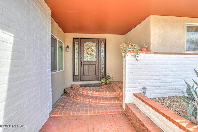 1010 W San Miguel Circle, Tucson, AZ 85704
