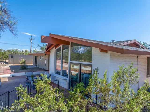 1010 W San Miguel Circle, Tucson, AZ 85704