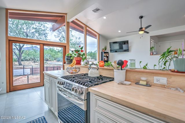 1010 W San Miguel Circle, Tucson, AZ 85704