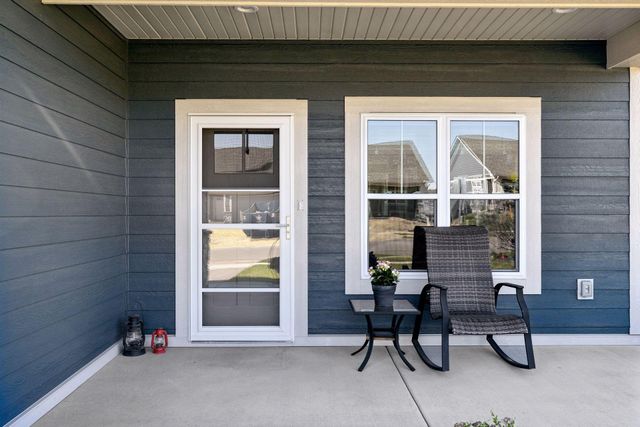 1430 Anchor Avenue, River Falls, WI 54022