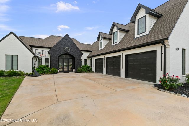 140 Herons Bay Circle, Madison, MS 39110