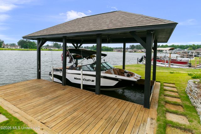 140 Herons Bay Circle, Madison, MS 39110