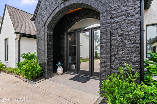 140 Herons Bay Circle, Madison, MS 39110