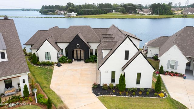 140 Herons Bay Circle, Madison, MS 39110