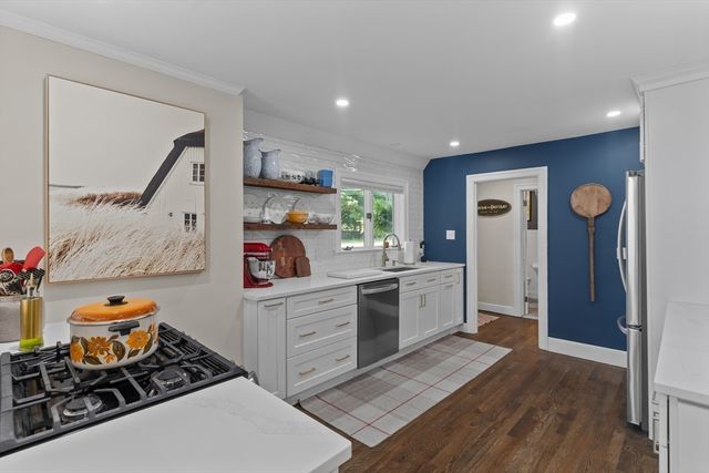 700 Grove St, Worcester, MA 01605