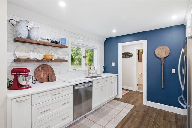 700 Grove St, Worcester, MA 01605