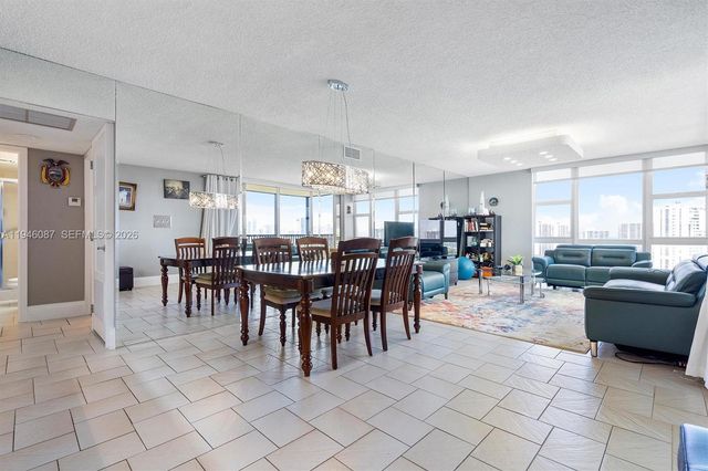 20379 W Country Club Drive 1933, Aventura, FL 33180