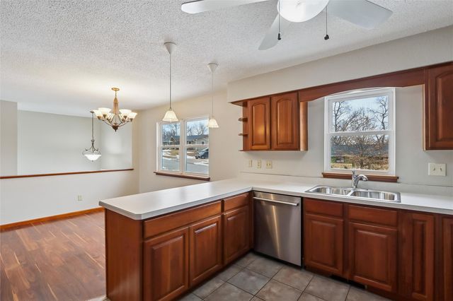 3125 Shasta Court NE, Cedar Rapids, IA 52402