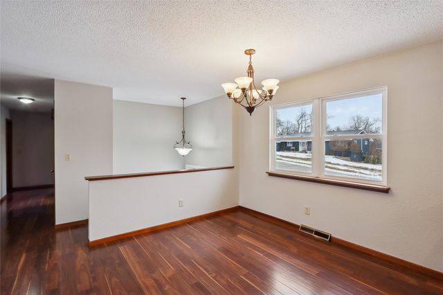 3125 Shasta Court NE, Cedar Rapids, IA 52402