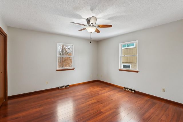 3125 Shasta Court NE, Cedar Rapids, IA 52402