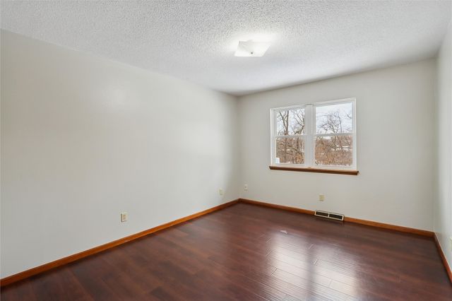 3125 Shasta Court NE, Cedar Rapids, IA 52402