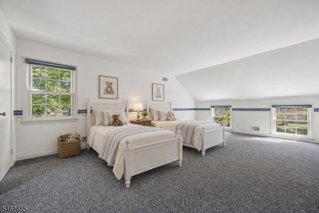 1 Ellyn Ct, Morris Twp., NJ 07960