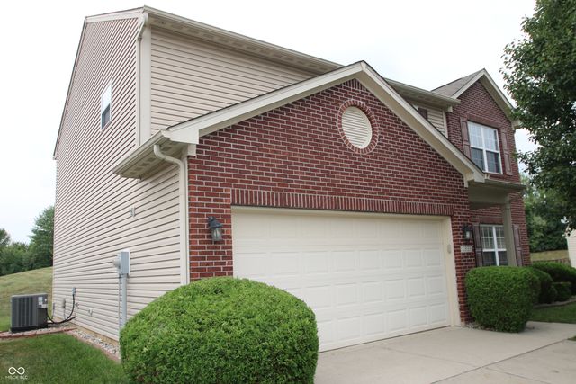12536 Schoolhouse Road, Fishers, IN 46037