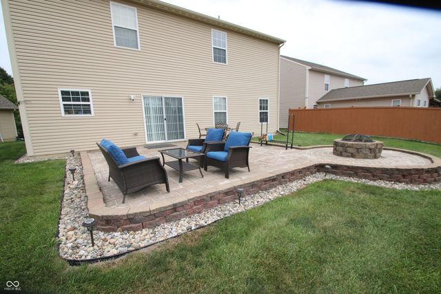 12536 Schoolhouse Road, Fishers, IN 46037
