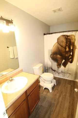 12536 Schoolhouse Road, Fishers, IN 46037