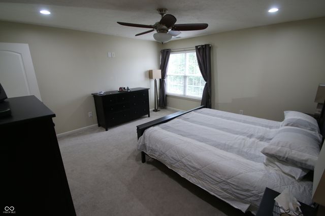 12536 Schoolhouse Road, Fishers, IN 46037