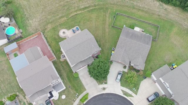 12536 Schoolhouse Road, Fishers, IN 46037
