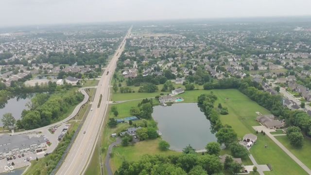 12536 Schoolhouse Road, Fishers, IN 46037