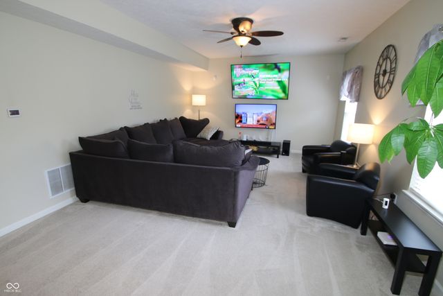 12536 Schoolhouse Road, Fishers, IN 46037