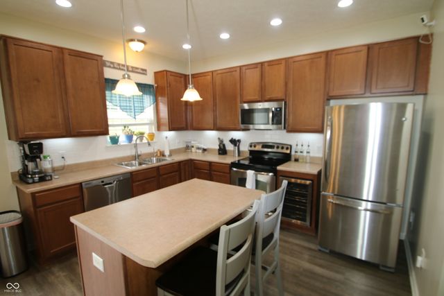 12536 Schoolhouse Road, Fishers, IN 46037