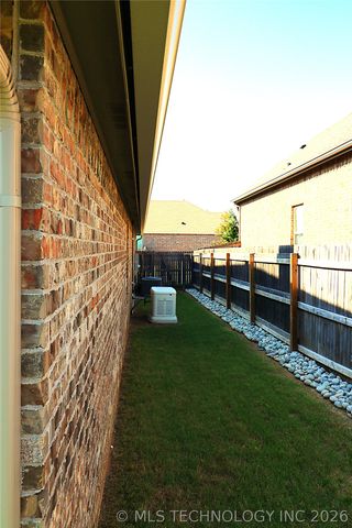 5870 E 143rd Street S, Bixby, OK 74008