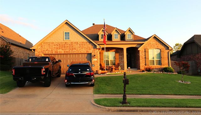 5870 E 143rd Street S, Bixby, OK 74008