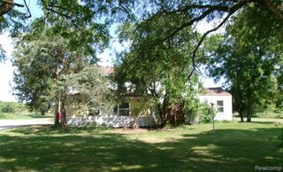 2080 N Milford Road, Highland, MI 48357