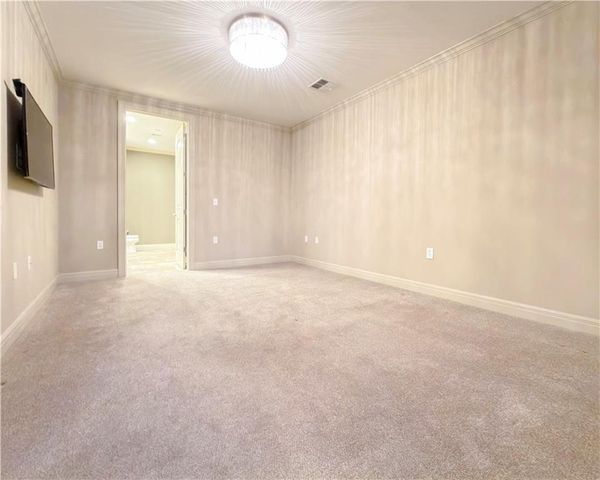 10531 Mission Road 312, Leawood, KS 66206