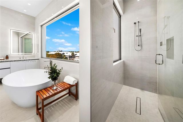 246 NE 6th Ave Avenue PH, Delray Beach, FL 33483