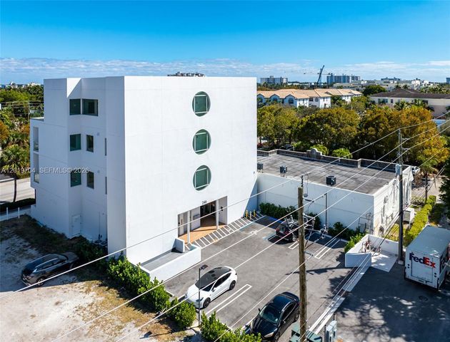 246 NE 6th Ave Avenue PH, Delray Beach, FL 33483