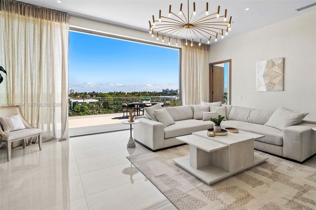 246 NE 6th Ave Avenue PH, Delray Beach, FL 33483