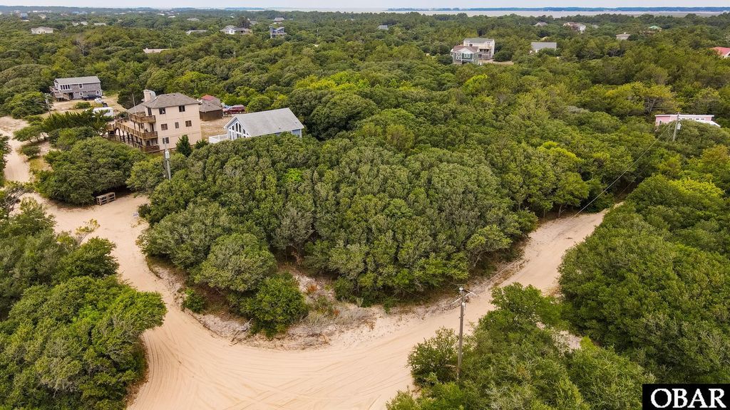 Image 6 of property listing at 2248 Sandpiper Road Lot #1, Corolla, NC 27927