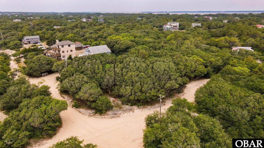 Image 7 of property listing at 2248 Sandpiper Road Lot #1, Corolla, NC 27927