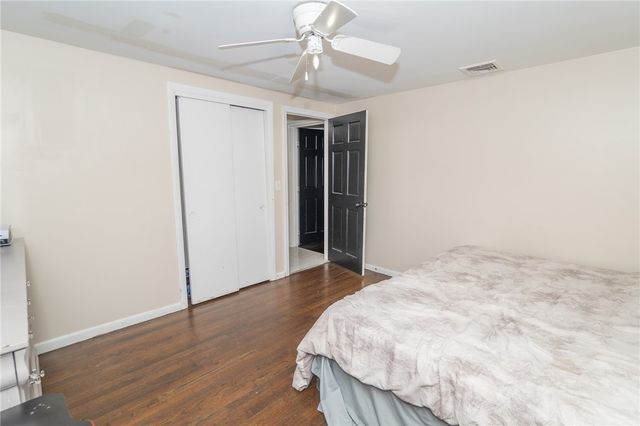 2 Ash Lane, North Providence, RI 02911