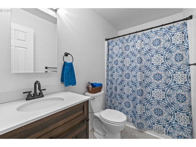 3811 Ne 114TH Ave, Portland, OR 97220