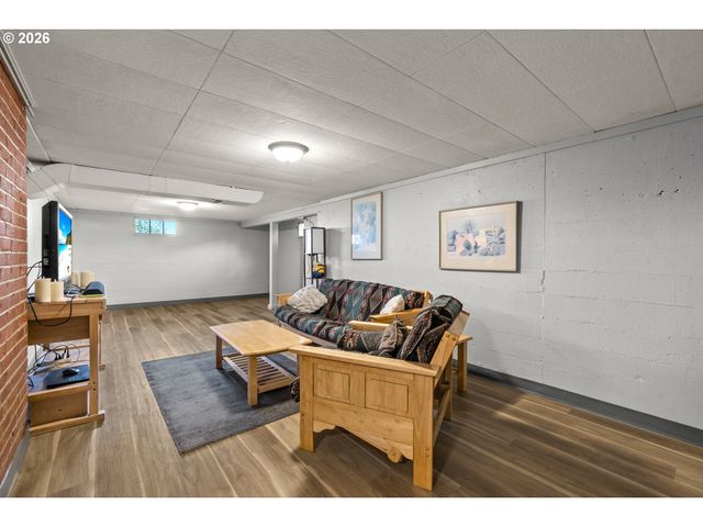 3811 Ne 114TH Ave, Portland, OR 97220