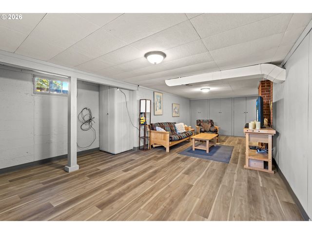 3811 Ne 114TH Ave, Portland, OR 97220