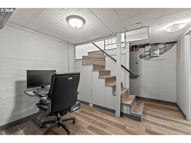 3811 Ne 114TH Ave, Portland, OR 97220