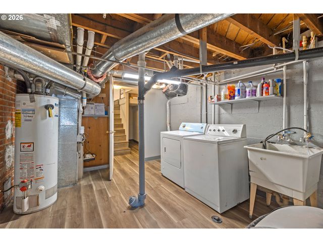 3811 Ne 114TH Ave, Portland, OR 97220
