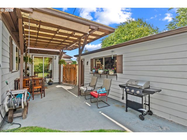 3811 Ne 114TH Ave, Portland, OR 97220