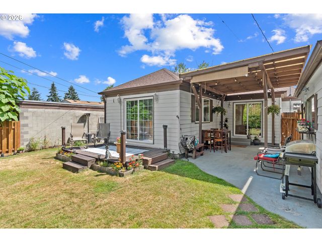 3811 Ne 114TH Ave, Portland, OR 97220