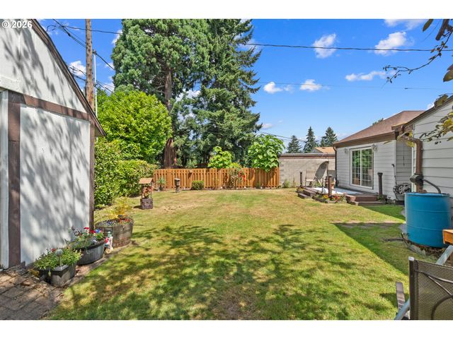 3811 Ne 114TH Ave, Portland, OR 97220