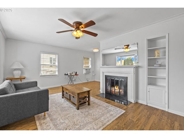 3811 Ne 114TH Ave, Portland, OR 97220