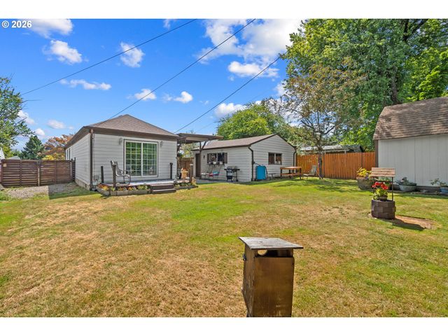 3811 Ne 114TH Ave, Portland, OR 97220